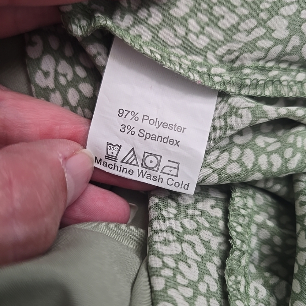 BTFBM womens dress sage green dot print sz XL short sleeves lined v neckline - Picture 6 of 6